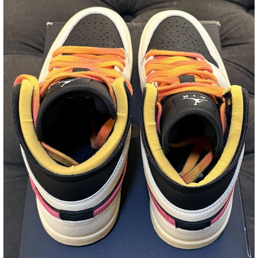 Air Jordan 1 Mid SE Edge 'Flight Club' IB7007-107